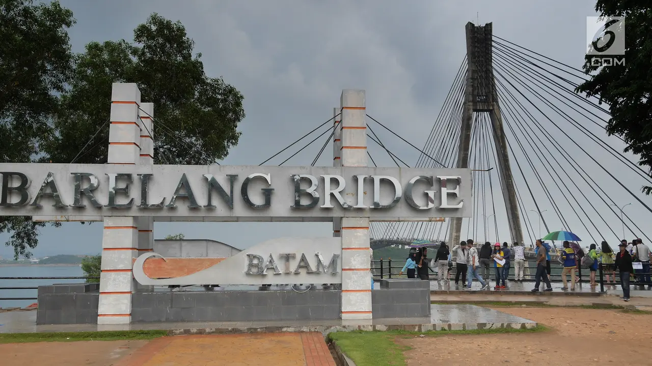 Menikmati Pemandangan dan Pesona Jembatan Barelang di Batam