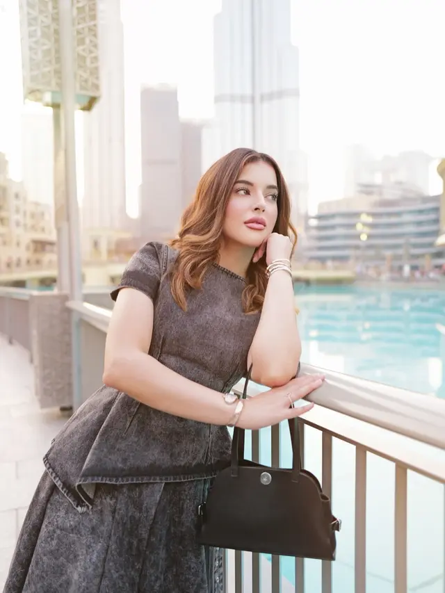 Penampakan tas mewah yang ditenteng Tasya Farasya di Dubai, biar kecil, harganya ditaksir Rp500 juta