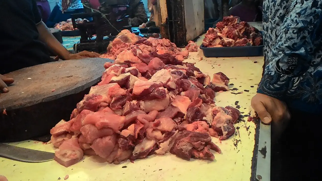 Harga Daging Sapi Naik. (Liputan6.com/Bima Firmansyah)