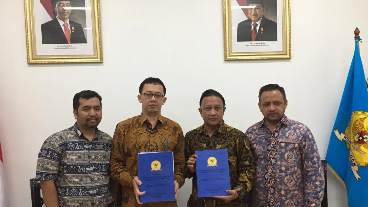 Komisi Nasional Hak Asasi Manusia (Komnas HAM) mengatakan pelaku pembunuhan dukun santet tahun 1998-1999 merupakan orang terlatih.