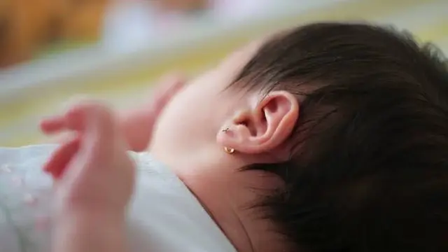 Anak Zaskia Gotik