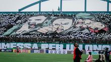 Aksi kelompok suporter PSS Sleman, Brigata Curva Sud (BCS) di Stadion Maguwoharjo, Sleman, Jumat (7/72023). (Bola.com/Dok PSS Sleman)