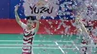 Kevin Sanjaya/Marcus Gideon merayakan kemenangan atas pasangan Jepang, Takuto Inoue/Yuki Kaneko pada final Indonesia Open 2018 di Istora Senayan, Jakarta, (8/6/2018). Kevin/Marcus menang 21-13 dan 21-16. (Bola.com/Nick Hanoatubun)