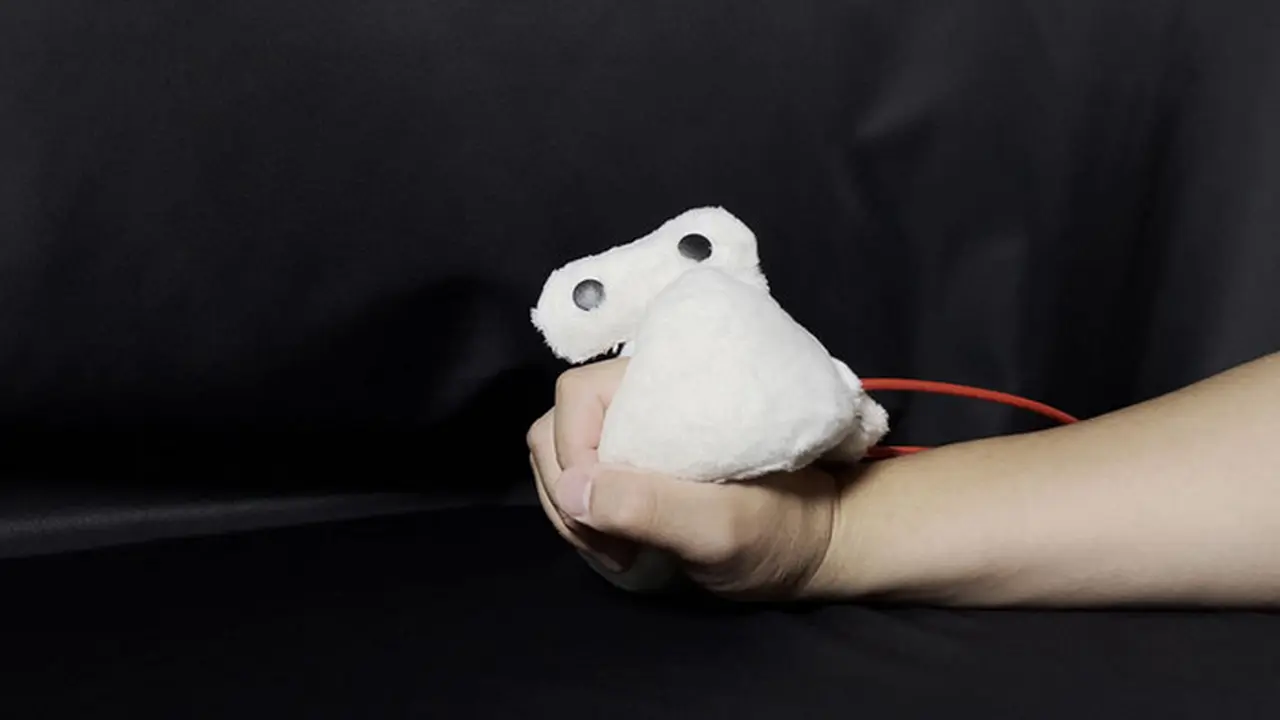 Peneliti Kembangkan Wearable Robot Lunak Bantu Proses Injeksi. Kredit: Universitas Tsukuba