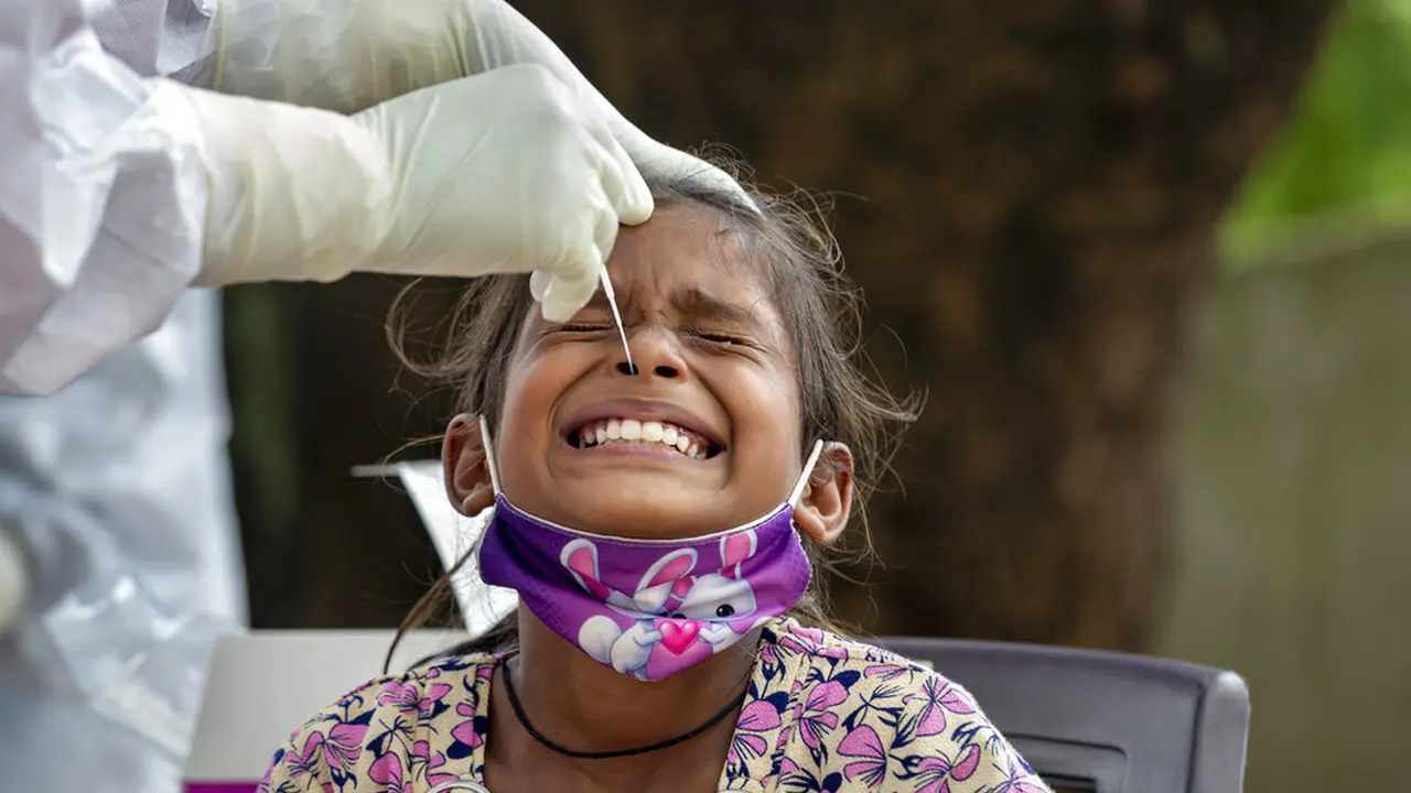 FOTO: Geser Brasil, India Kedua Terbanyak Kasus COVID-19