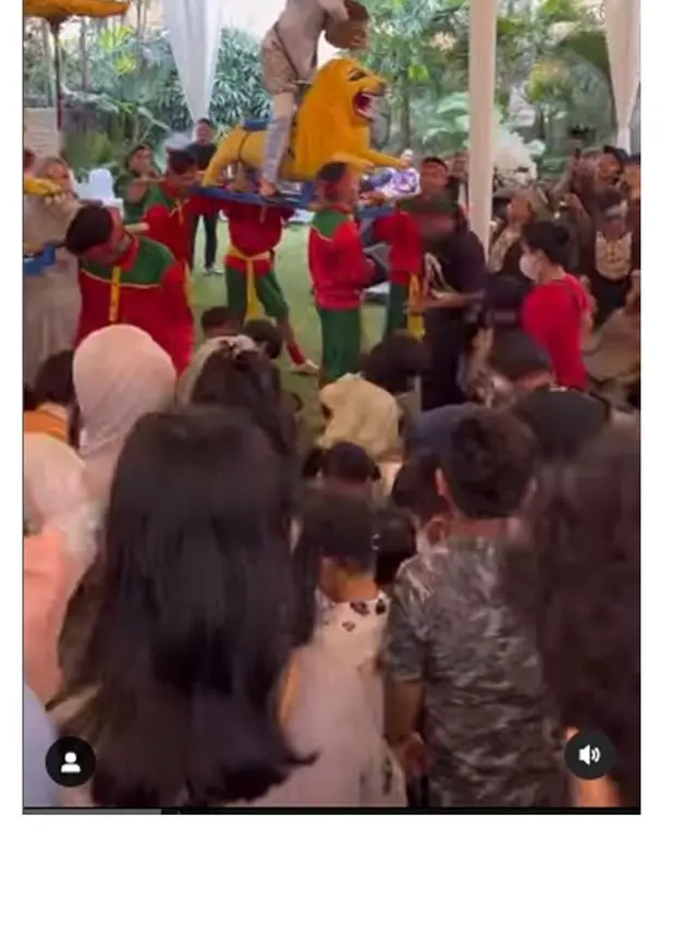 7 Momen Tasyakuran Khitanan Anak Ananda Omesh dan Dian Ayu, Mewah Bak Resepsi