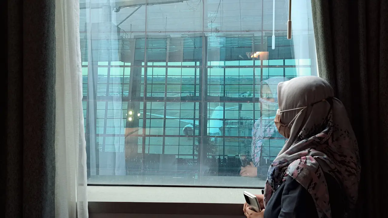 PT Angkasa Pura II melalui anak usahanya PT Angkasa Pura Propertindo, ternyata memiliki hotel bintang empat di dalam kawasan Terminal 3.