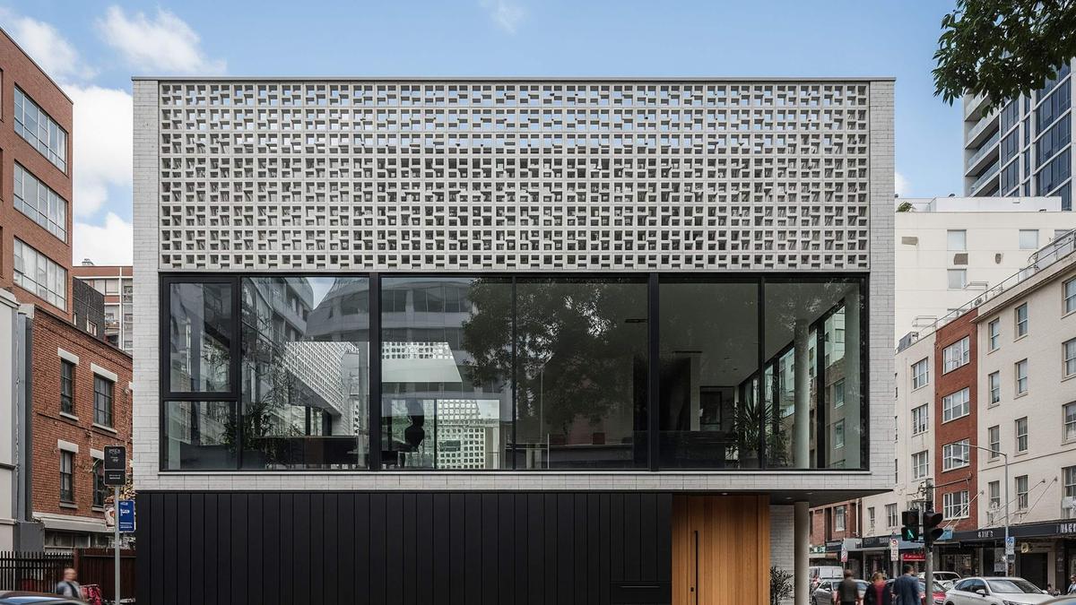 15 Model Roster Rumah yang Cocok untuk Jalan Ramai, Privasi Optimal dan Estetika Memukau