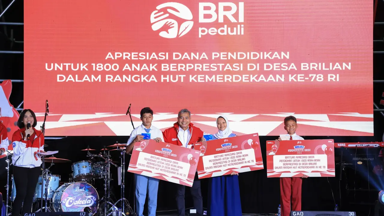 Momentum Hari Kemerdekaan, BRI Salurkan Beasiswa Bagi 1800 Anak Berprestasi di Desa BRILiaN
