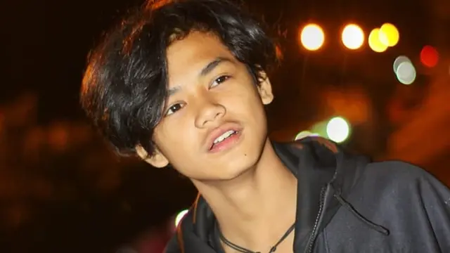 6 Potret Faris Fadjar, Anak Cecep Arif Rahman yang Main di Film Gundala