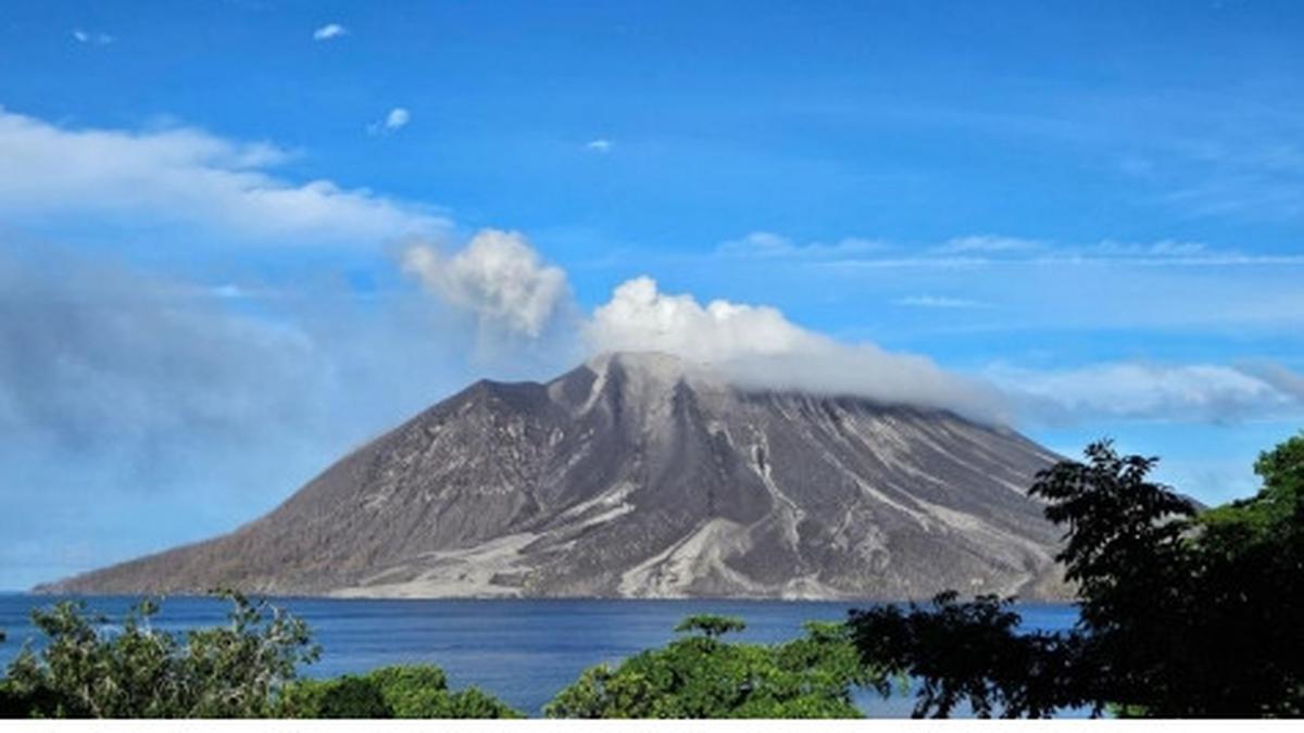 Kondisi Terkini Gunung Ruang, Awan Panas dan Semburan Abu Vulkanik Masih Berpotensi Terjadi Berita Viral Hari Ini Senin 20 Mei 2024