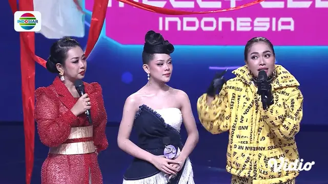 Denada dan Melly Lee