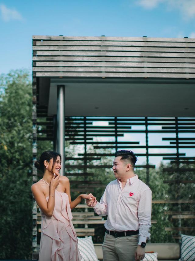 6 Potret Andi Annisa dan Pria yang Diduga Pacar Baru, Jalani Pemotretan Bak Prewedding