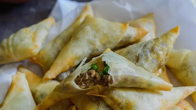 Makanan Khas Sambusas