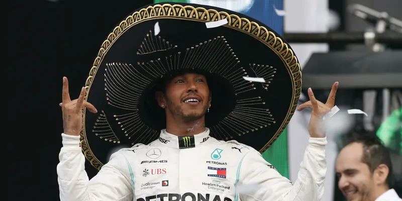 Selebrasi Lewis Hamilton Raih Juara F1 GP Meksiko 2019