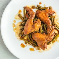 ilustrasi sayap ayam/Photo by Eiliv-Sonas Aceron on Unsplash (2)