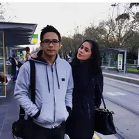 Terlihat beberapa postingan di akun twitternya, David Noah, @DorfelDave. Entah tulisan yang menggambarkan isi hatinya atau sekedar kata-kata mutiara. (Instagram/graciaz14)