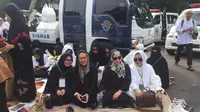 Mamiek Soeharto Serba Hitam dalam Aksi Damai 2 Desember