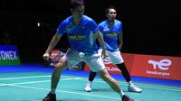 Ganda putra Indonesia Mohammad Ahsan/Hendra Setiawan saat berlaga di babak perempat final Kejuaraan Dunia Bulu Tangkis 2022 yang dihelat di Tokyo Metropolitan Gymnasium pada Jumat (26/8/2022). (Foto: PBSI)