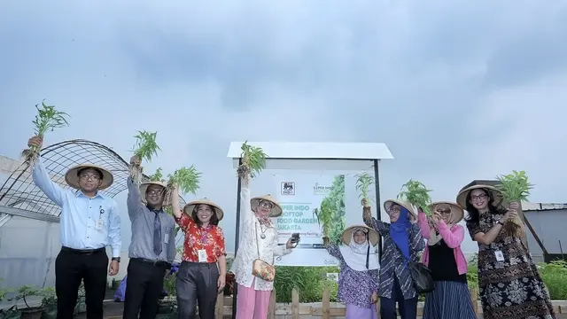 Super Indo Berkebun: Ajak Masyarakat Menanam di Rooftop Food Garden