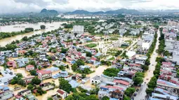 Pakar meteorologi berpendapat, Topan Yagi merupakan yang topan terkuat melanda wilayah Vietnam bagian utara dalam tiga dekade terakhir. (Xuan Quang/AFP)