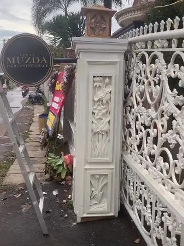 7 Potret Rumah Muzdalifah Disulap Jadi Restoran, Sempat Dijual Miliaran Rupiah