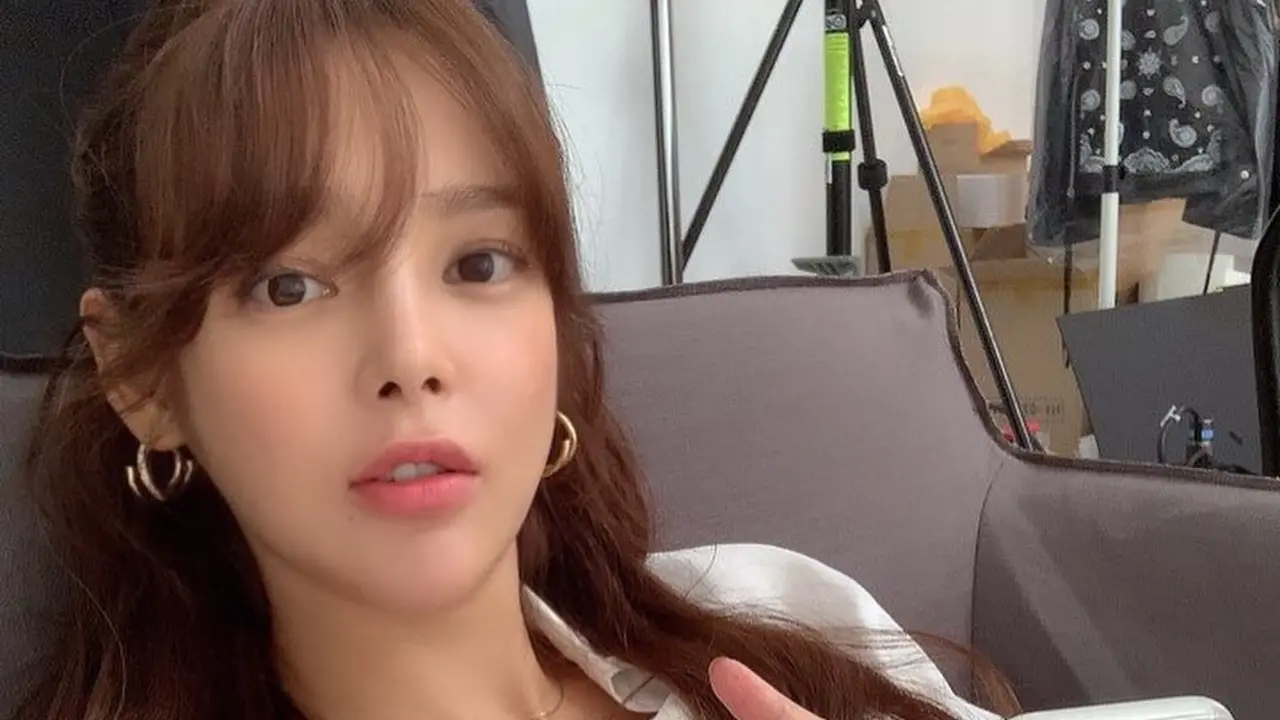 Park Si Yeon (Instagram/ l.h.mom)