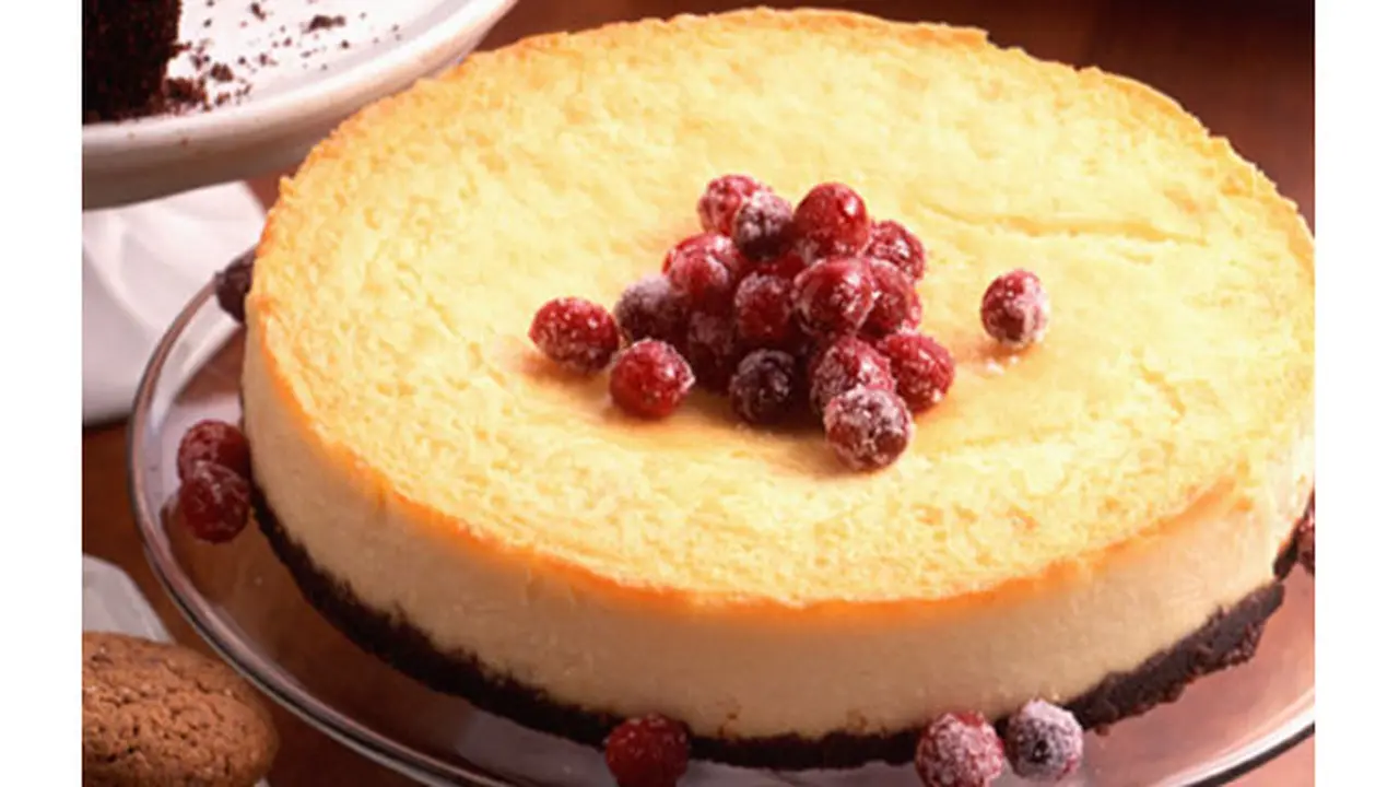 Nikmatnya Ngemil Almond Cheesecake Buatan Sendiri