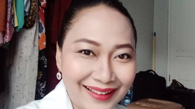 Potret terbaru Erma Zarina, pemeran Parti istri Ucup. (Sumber: Instagram/@ermazarina)