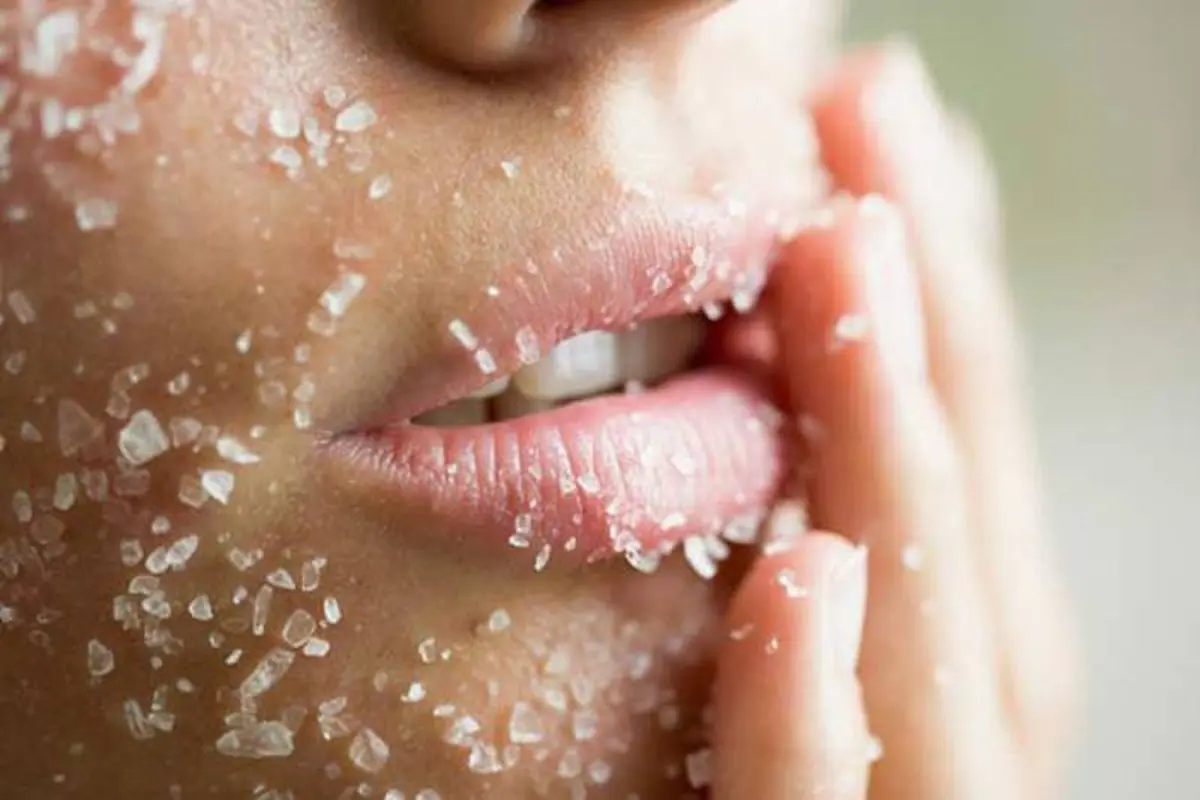 5 Herbal Ini Bisa Cerahkan Bibir Gelap