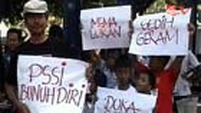 Kongres PSSI Gagal, Pencinta Bola Solo Berdemo
