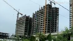 Evakuasi korban robohnya tangga darurat di apartemen Grand kamalama Bekasi tidak menggunakan alat berat