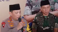 Kapolri Jenderal Listyo Sigit Prabowo menyatakan siap jika diminta hakim MK untuk hadir dalam sidang sengketa Pilpres 2024. Permintaan untuk menghadirkan Kapolri ini disampaikan tim hukum Ganjar-Mahfud. (Merdeka.com)