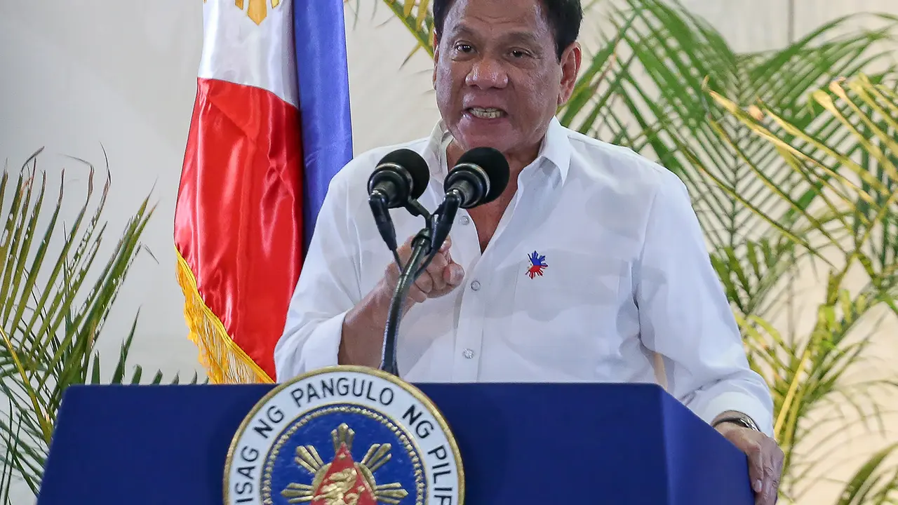  Presiden Duterte Kerahkan Militer untuk Gempur Abu Sayyaf