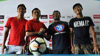 Konferensi pers menjelang duel Arema FC Vs Bali United. (Bola.com/Iwan Setiawan)