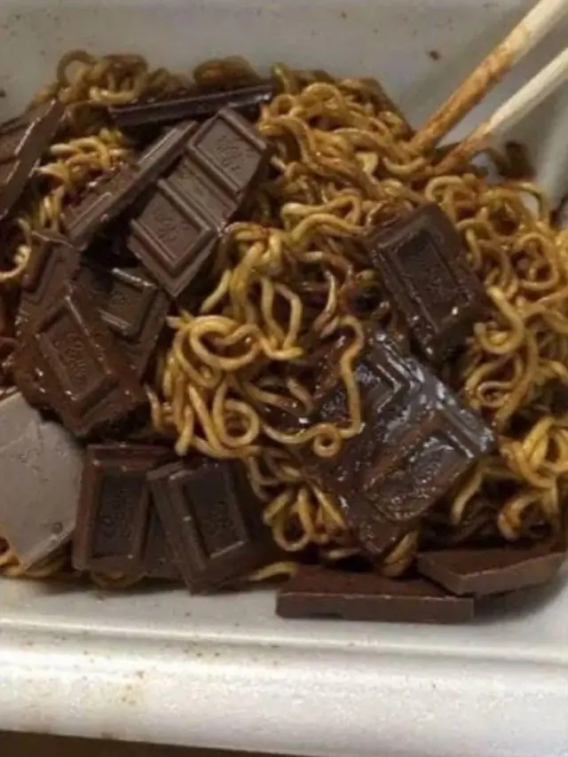 8 Ide Nyeleneh Campuran Makanan ala Netizen, Enggak Habis Pikir