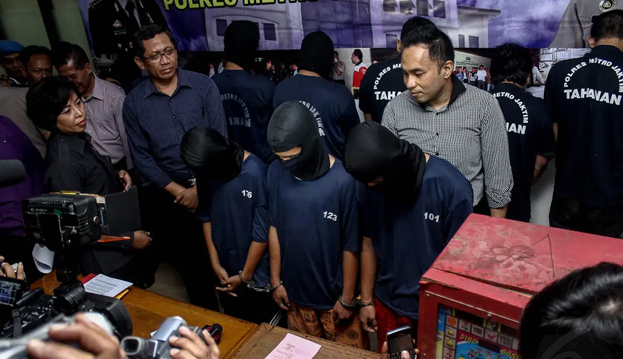 Suasana gelar perkara hasil tangkapan kasus pencurian dan kekerasan di Polres Jakarta Timur, (8/10/14).(Liputan6.com/Faizal Fanani) 