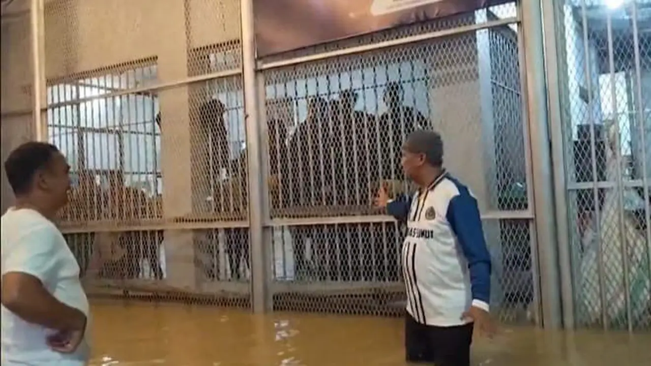 Kondisi salah satu lapas yang terdampak banjir Sumatra Utara.