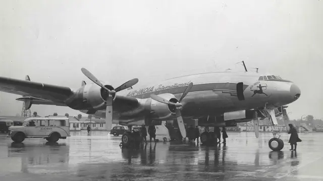 Pesawat Air India tahun 1950