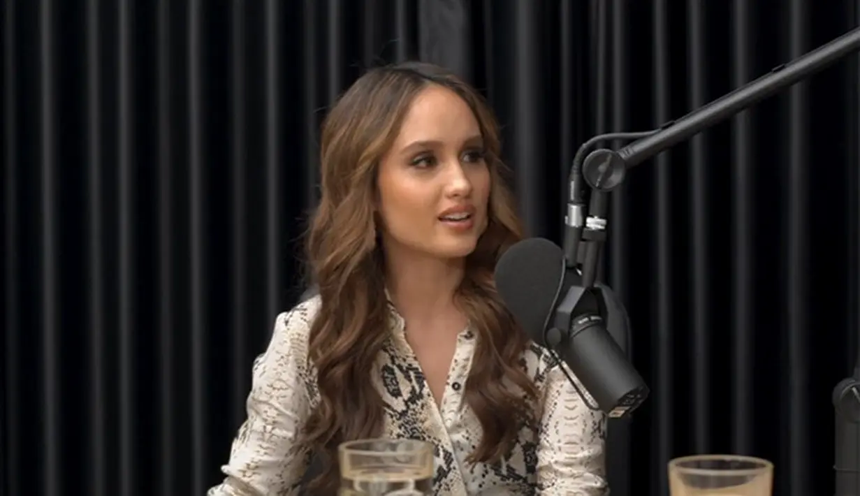 Cinta Laura (Youtube/Gofar Hilman)