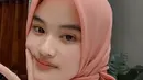 Penampilan Ashel kian menawan saat pakai hijab seperti ini, Fans dari Ashel pun terpesona melihat kecantikan Ashel. Banyak yang mendoakan suatu saat nanti Ashel bisa benar-benar memakai hijab setiap hari. (Liputan6.com/IG/jkt48.ashel)