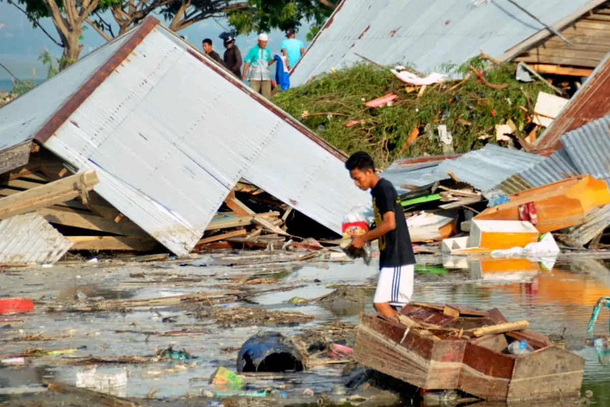 Gempa dan Tsunami Melanda Palu