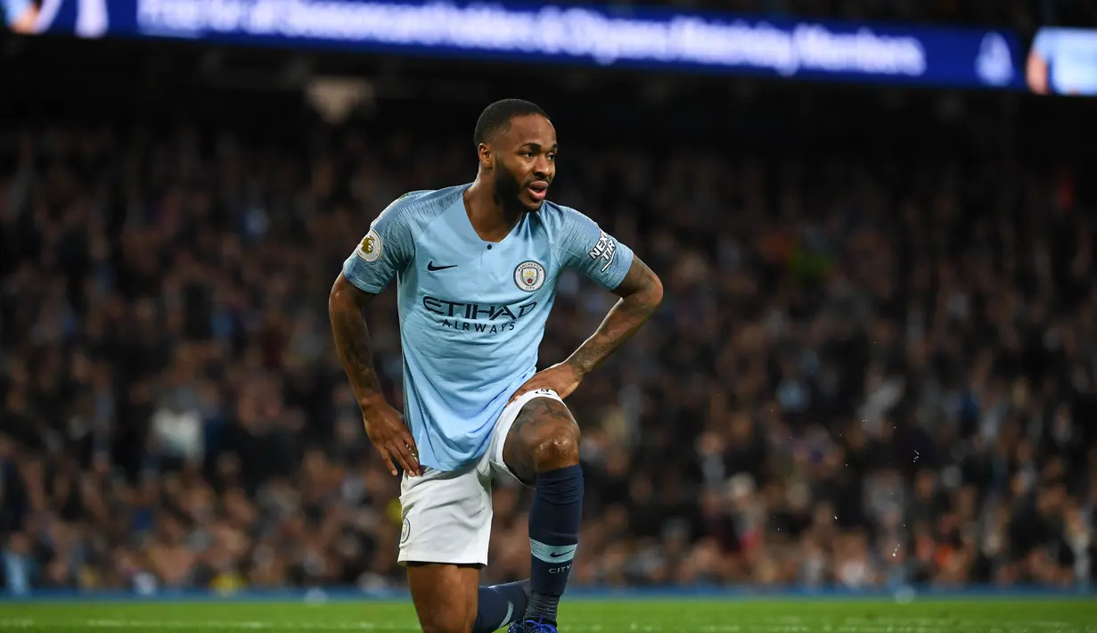 2. Raheem Sterling (Man City) - 8 gol dan 6 assist (AFP/Paul Ellis)teguh