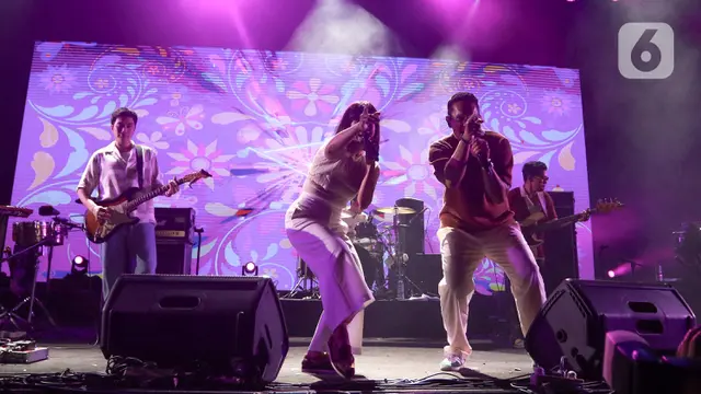Maliq & D’Essentials