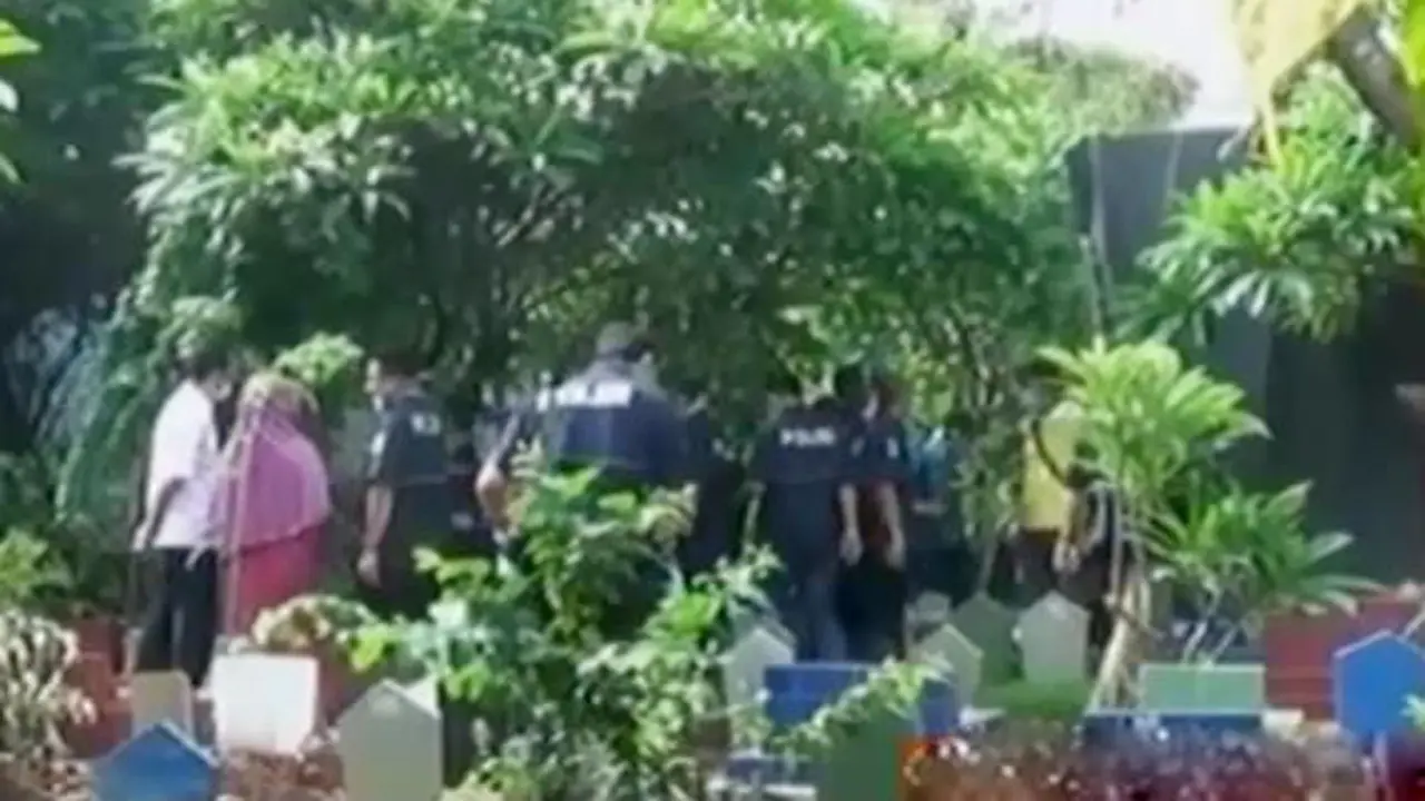 Diduga Malpraktik, Polisi Bongkar Makam Balita Fayla di Bekasi