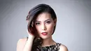 Viviane yang mengawali karir dengan mengikuti ajang Miss Indonesia 2006 memang sedang menjalin hubungan dengan penyanyi Sammy Simorangkir. Bahkan rupanya hubungan mereka tidak lagi hubungan yang main-main. (Fathan Rangkuti/Bintang.com)