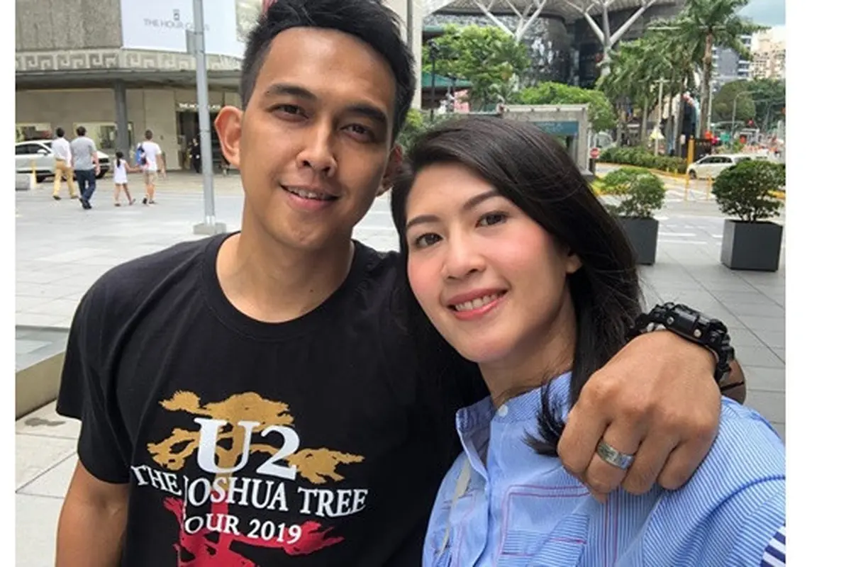 6 Momen Mesra Naga Eks Lyla Bareng Istri, Hamil Setelah 8 Tahun Menikah