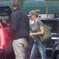 Gisele Bundchen dan Tom Brady (via dailymail.co.uk)