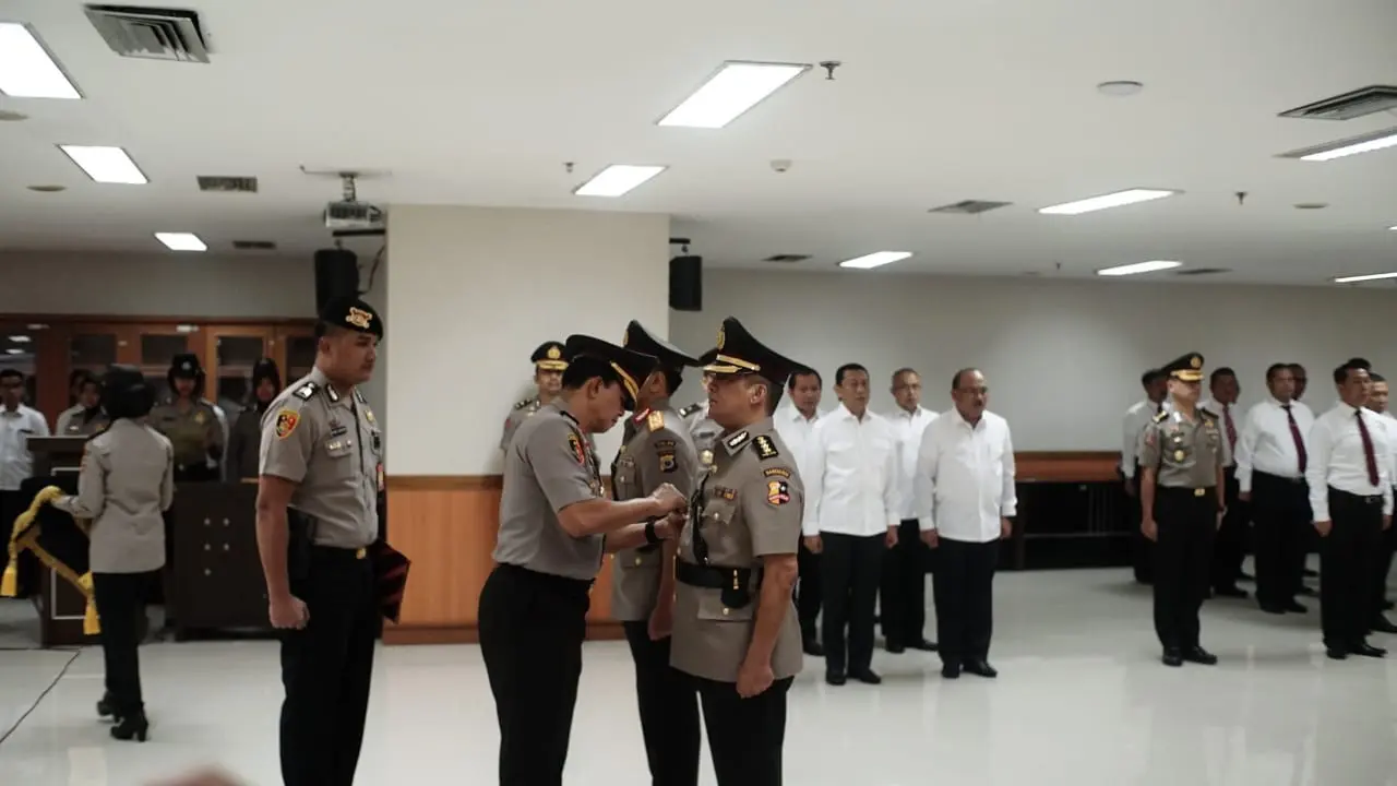 Pelantikan Kombes Pol. Erwanto Kurniadi sebagai Direktur TIndak Pidana Korupsi (Liputan6.com/Andry Haryanto)