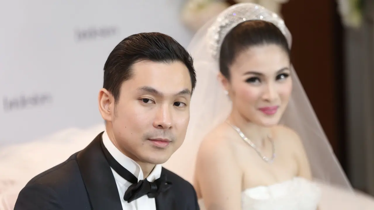 [Bintang] Sandra Dewi dan Harvey Moeis